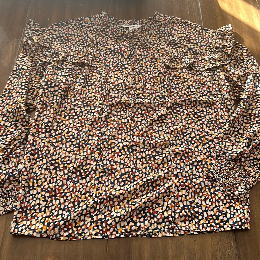 New Counterparts top Large*